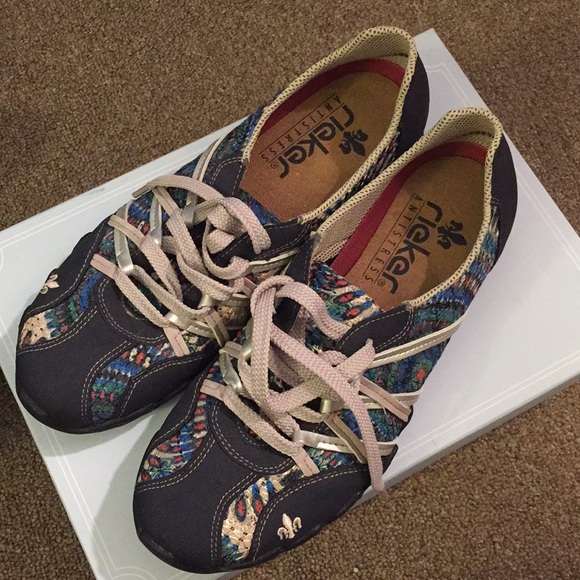 canadian tire shoe covers